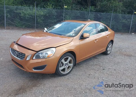 2012 Volvo S60 T5 из США, поврежденный, VIN YV1622FS5C2095571